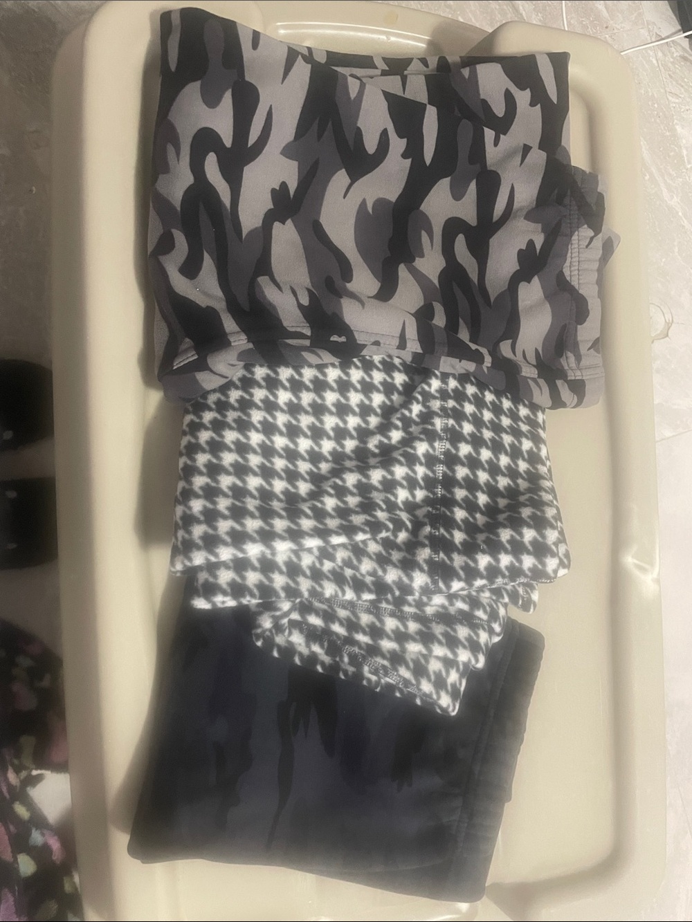 Women's Black & Gray Patterned Leggings - Pack of 3